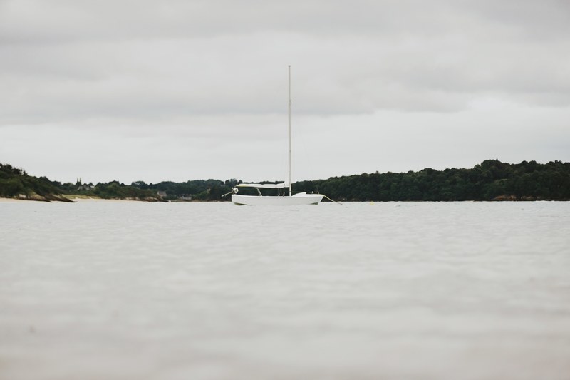 loneliness on the sea 4k