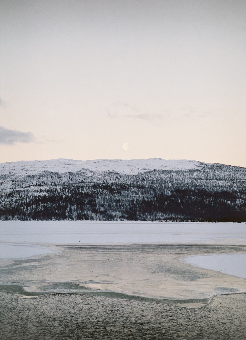 frozen lake landscape winter and snow hd, 4k
