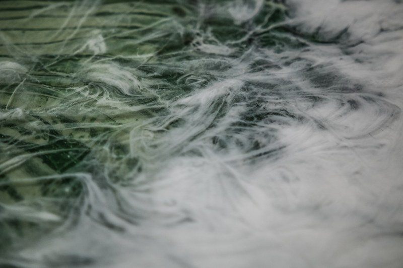 abstract fluid painting resin clouds 4k