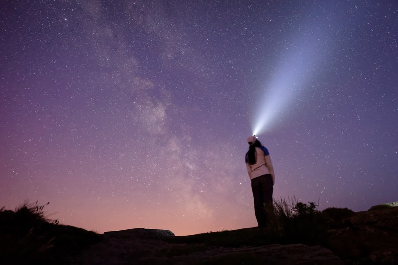 milkyway illumination headlamp and milky way 4k