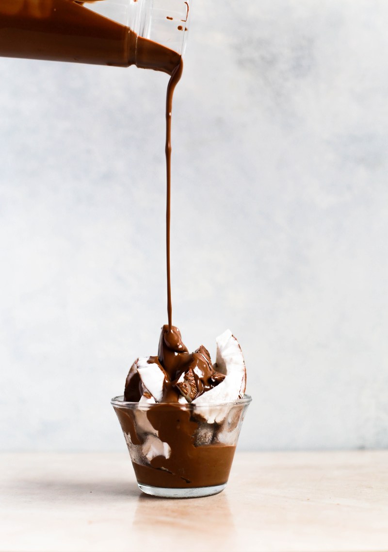 coconut and dark chocolate treat 4k