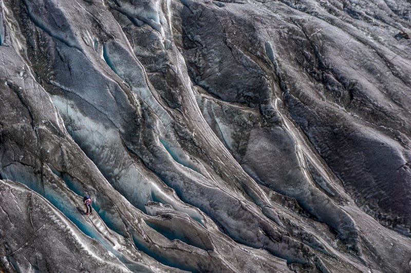 glacier trekking backpacking and mountaineering 4k
