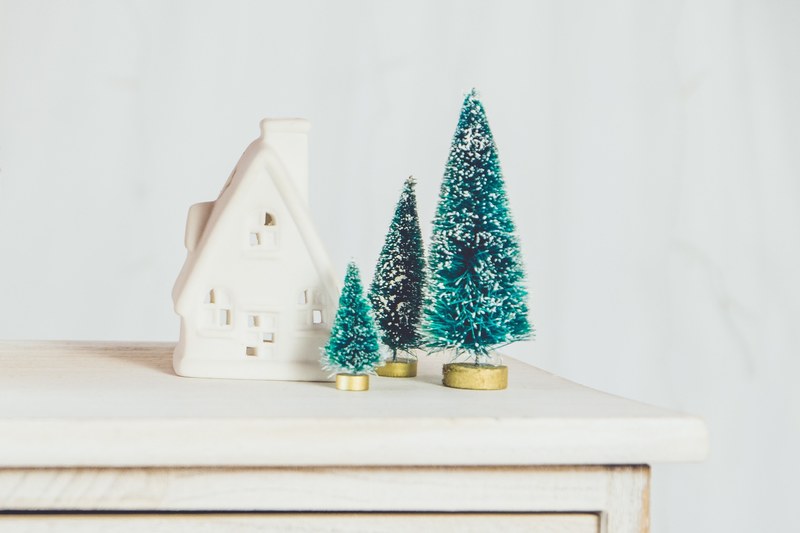 tree christmas tree christmas and ornament 4k