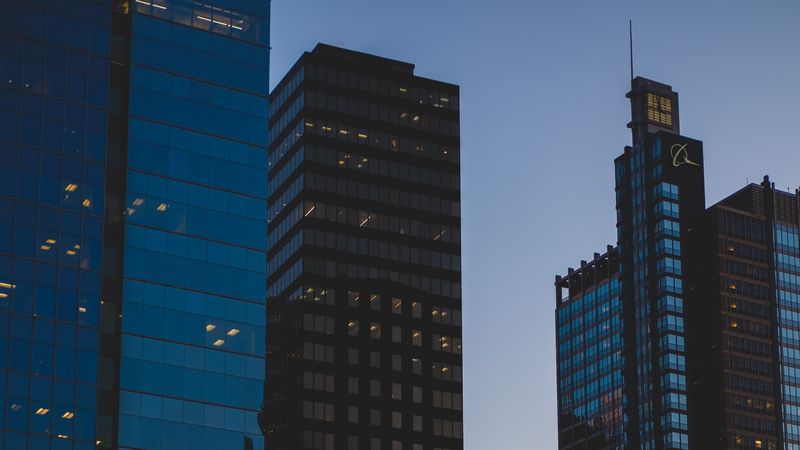 city, cars, evening, lights, 4k