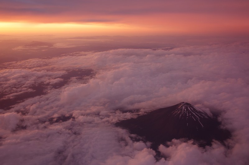 mount fuji mountain cloud and volcano 4k
