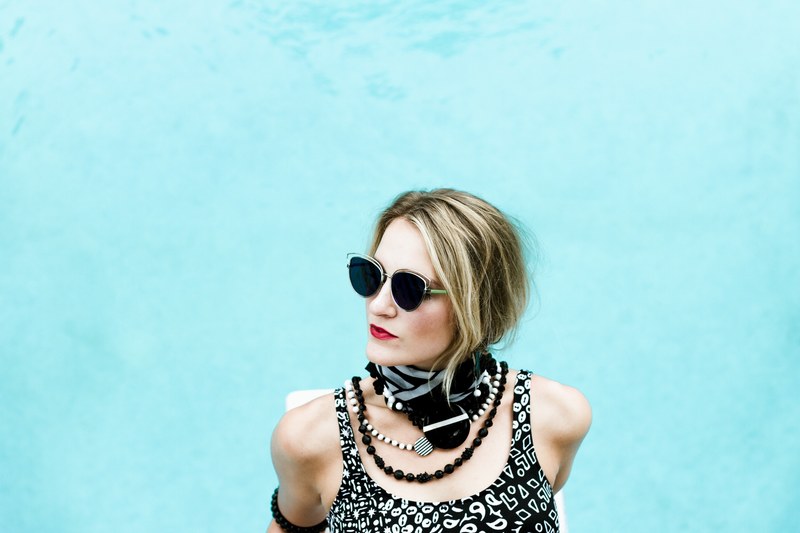 blonde pool sunglass and woman 4k