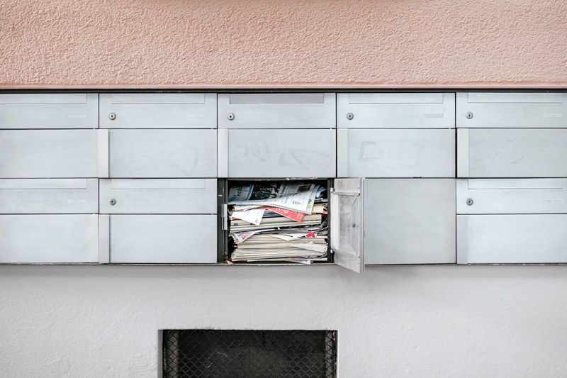 mailbox newspaper mail and door 4k