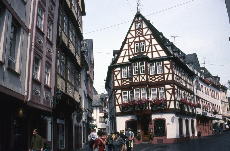 kirchgarten mainz 4k