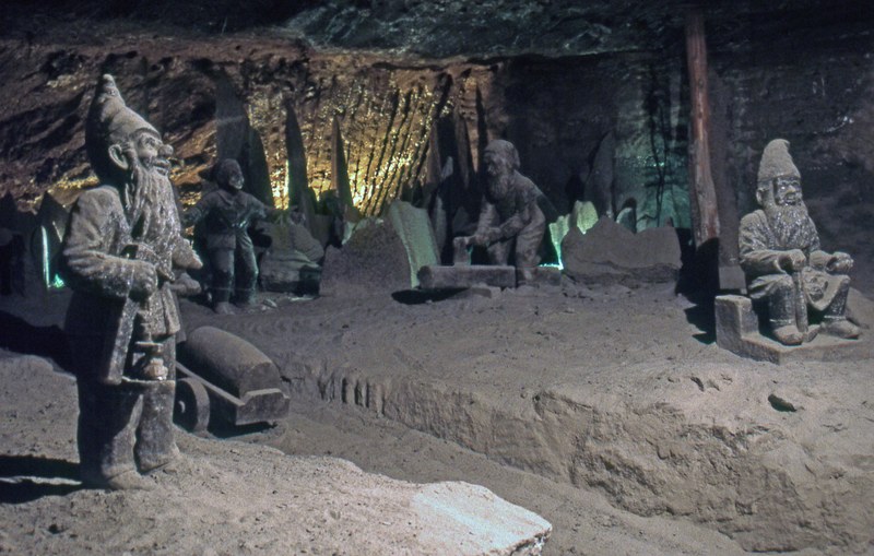 salt sculpture at the wieliczka salt mines 4k
