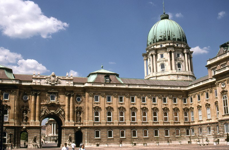royal palace budapest 4k