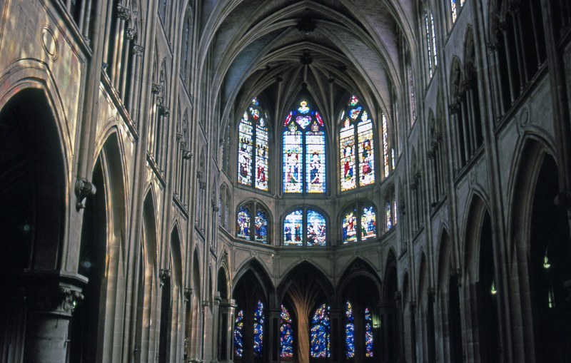 inside the cluny museum 4k