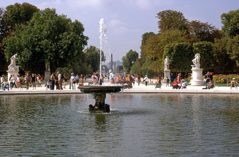 le jardin des tuileries 4k