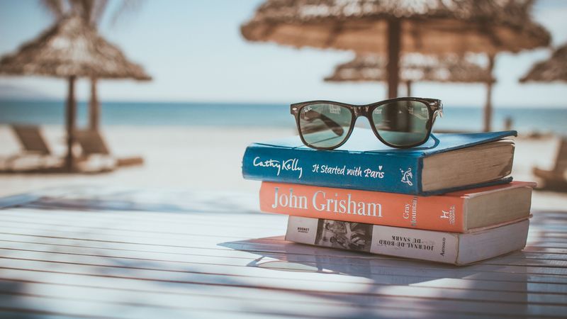 sunglasses, books, beach, sun, 4k