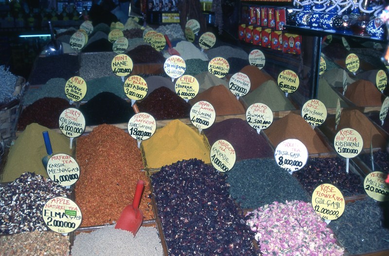 spice bazaar in istanbul 4k