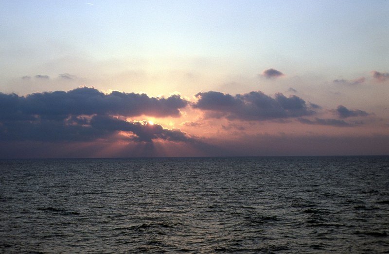 sunset on the adriatic 4k