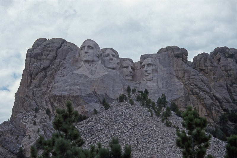 mt rushmore black hills 4k
