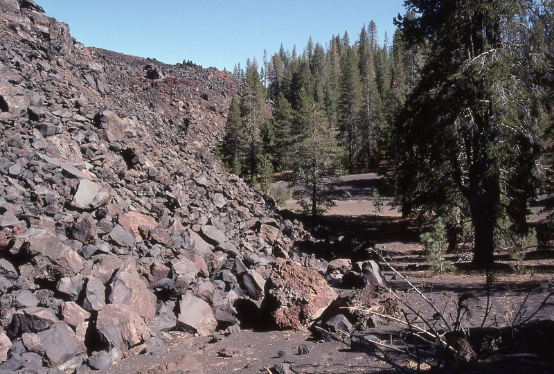 fantastic lava beds lassen volcanic national park 4k