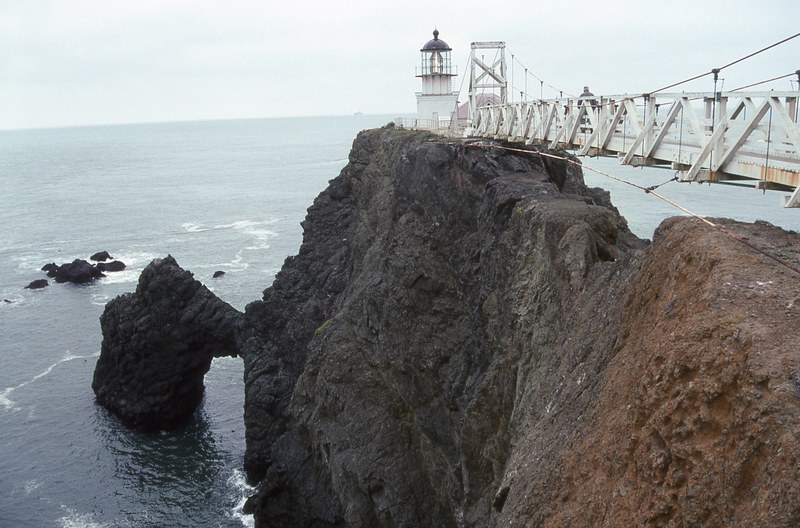 lighthouse at marin headlands state park 4k