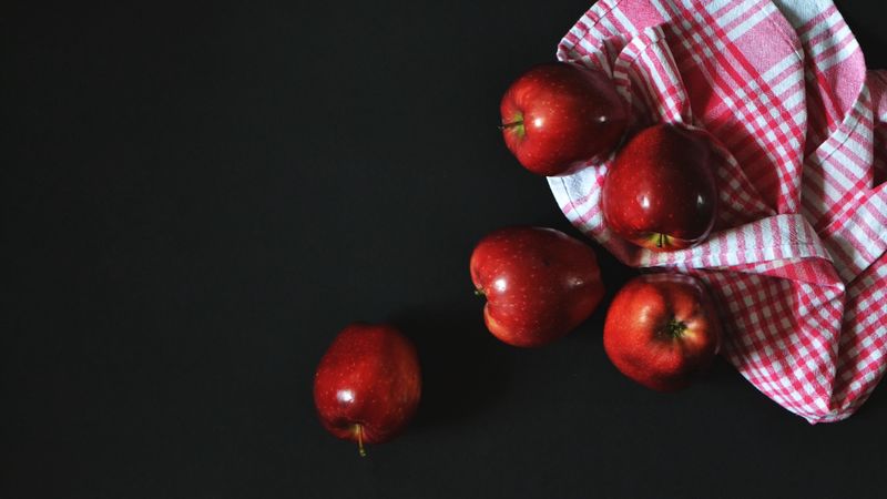 apples, towel, fruit, ripe, 4k