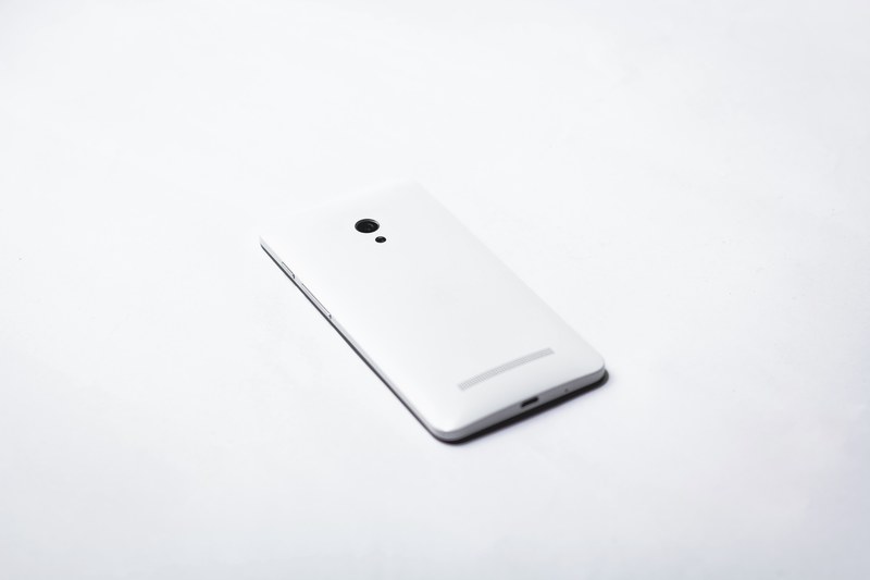 phone white tech and mobile phone 4k