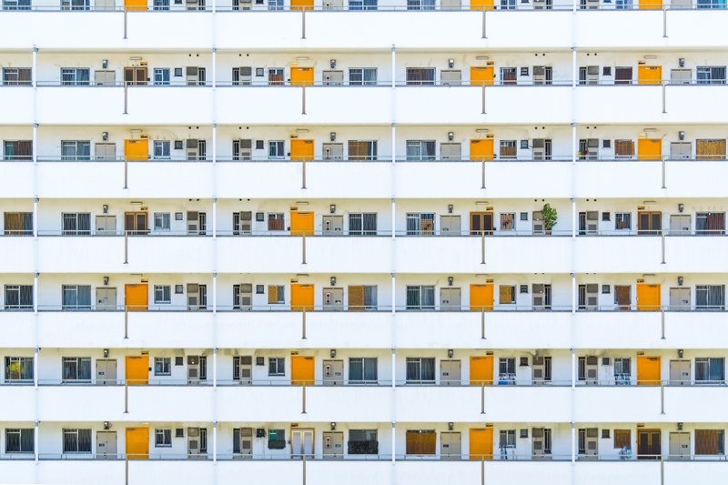 the symmetrical apartment units with orange doors in osaka, _osaka apartment units 4k