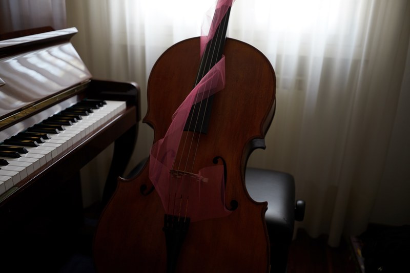 cello piano keys and music 4k