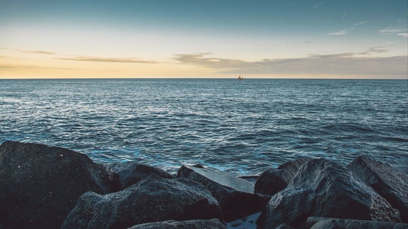 sea, stones, boat, horizon, 4k