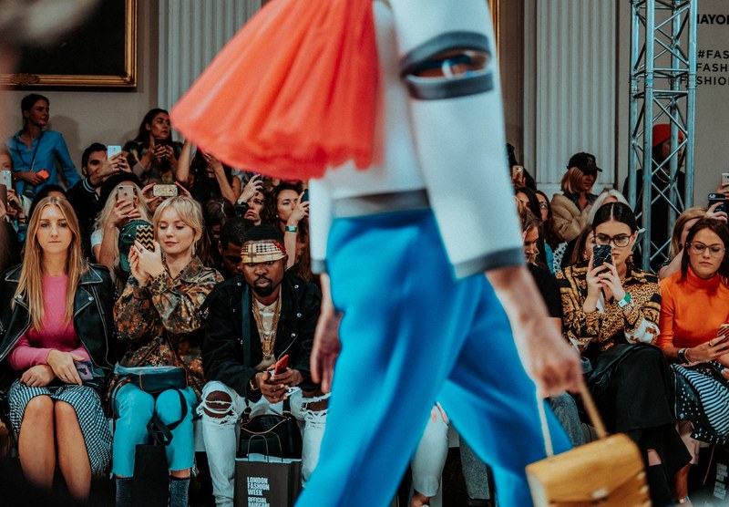 candid at london fashion week 4k