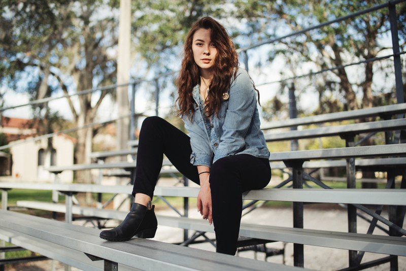woman female portrait and girl 4k