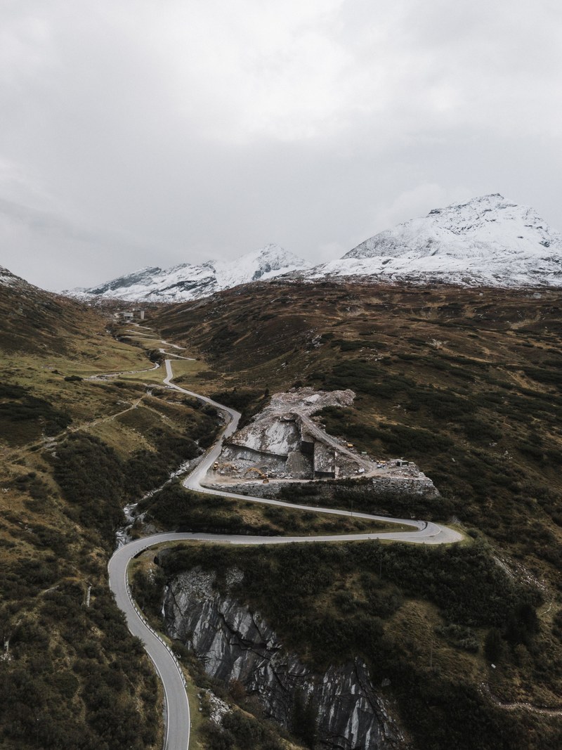 driving up the swiss roads to the mountains 4k
