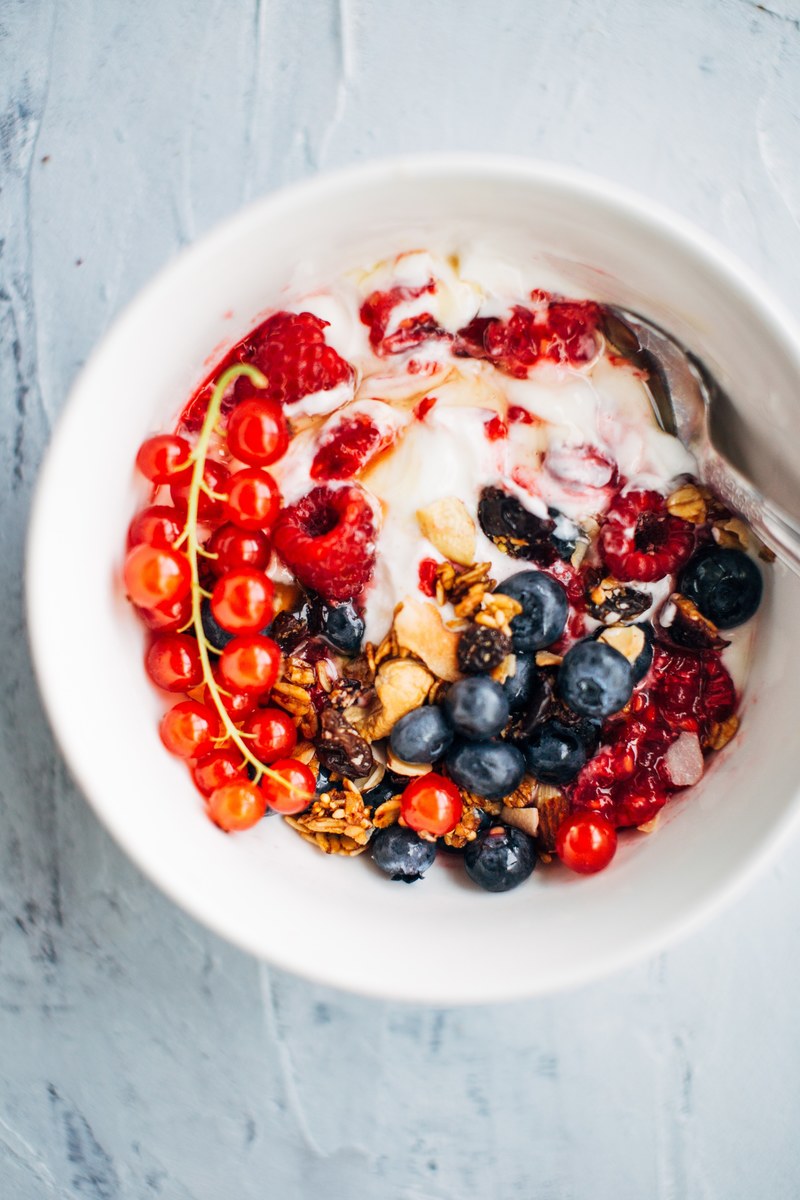 yogurt breakfast bowl with fruit and granola 4k