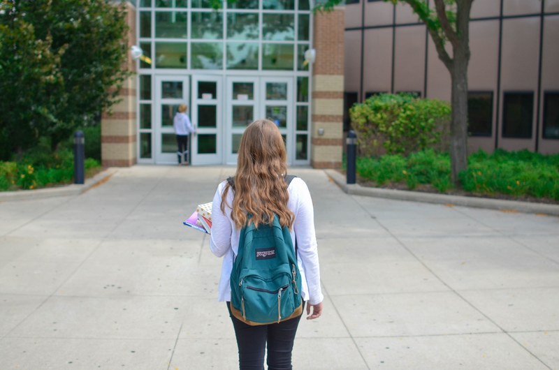 class backpack education and organization 4k