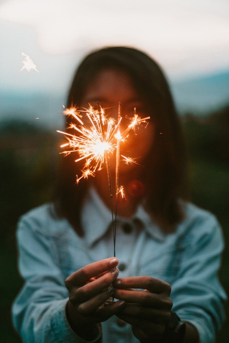sparkler woman female and lights hd, 4k