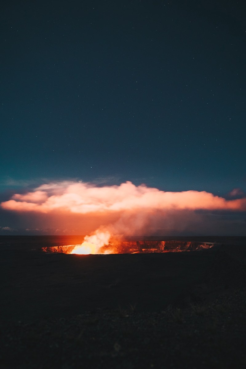 waiting for the eruption 4k