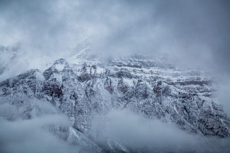 mountain snow mist and fog 4k