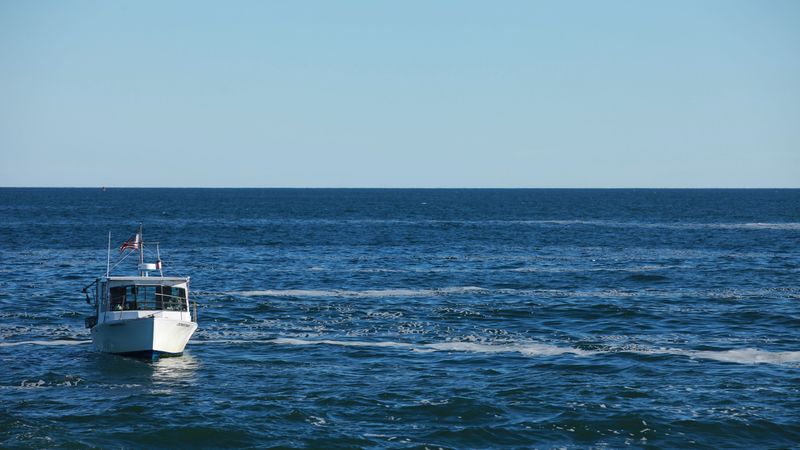 ocean, boat, waves, horizon, 4k