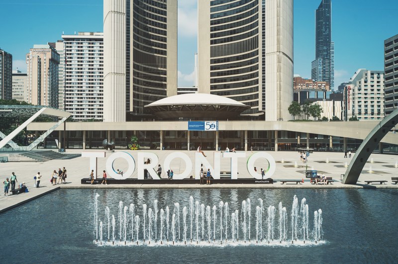 toronto urban plaza 4k