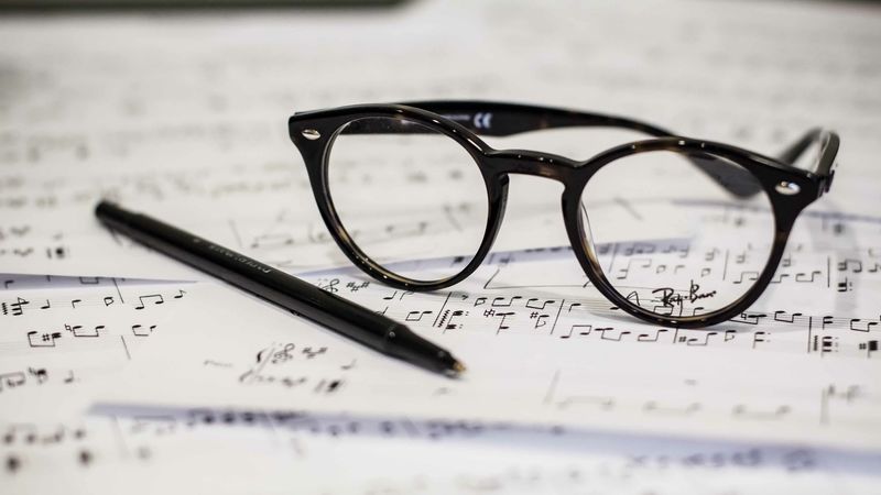 glasses, pen, notes, 4k