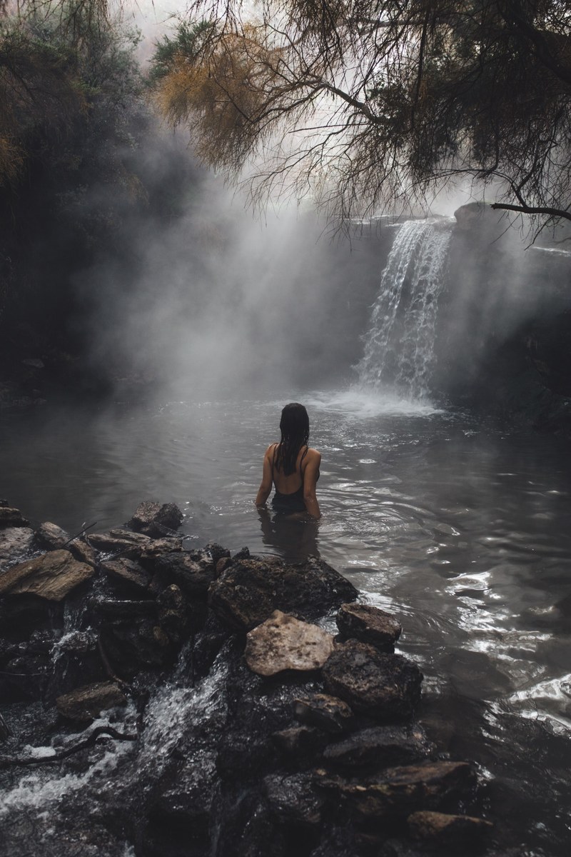 secret hot springs 4k
