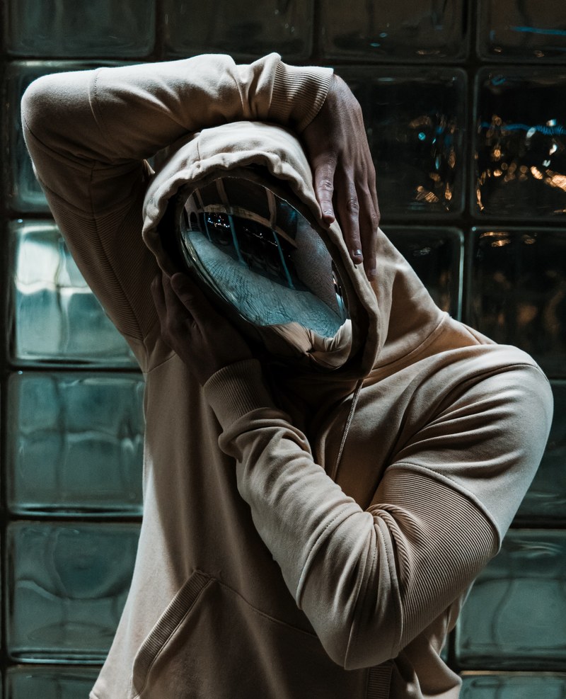 self reflective 4k