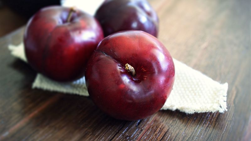 plum, ripe, fruit, 4k