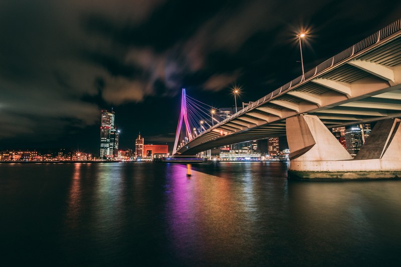 erasmus bridge 4k
