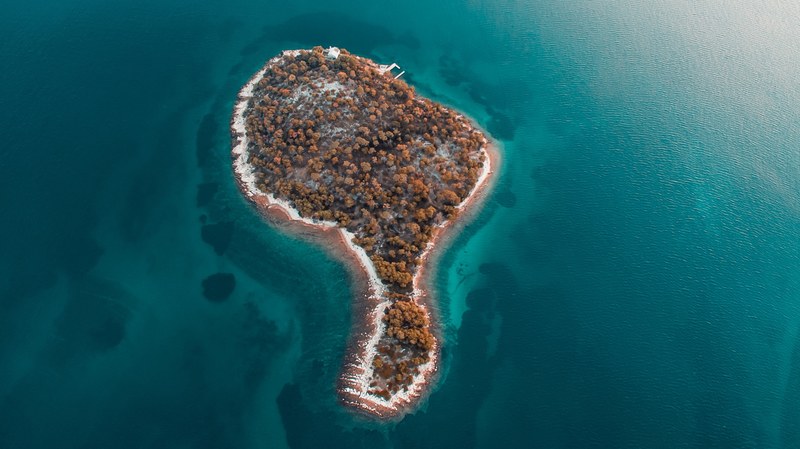 island sea ocean and water 4k