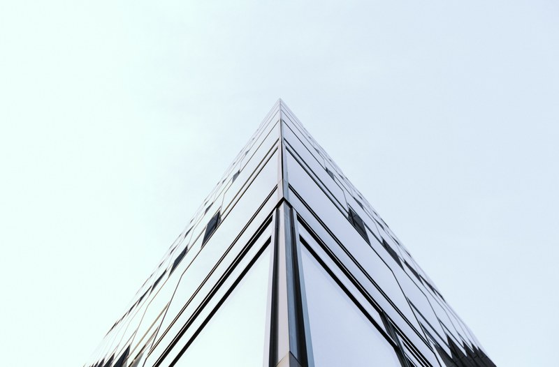 the corner of an all glass building in berlin, berlin building 4k