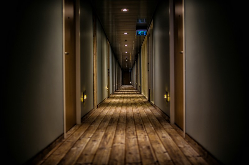 which door 4k