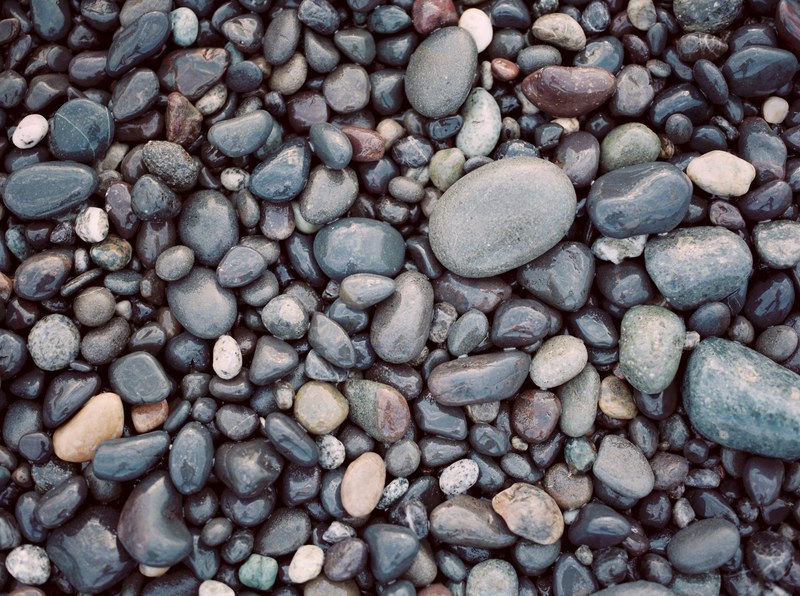pebble stone rock and smooth 4k