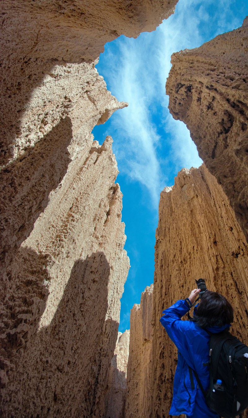 photographing cathedral gorge state park 4k