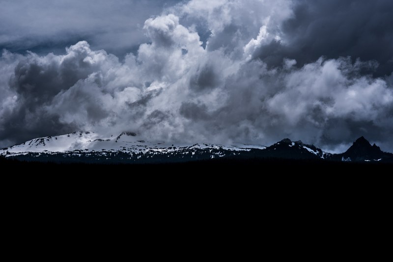 tree peak snow and mountain range 4k