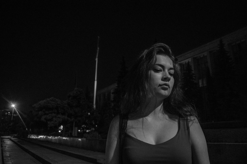 person smiling elegance and expression 4k