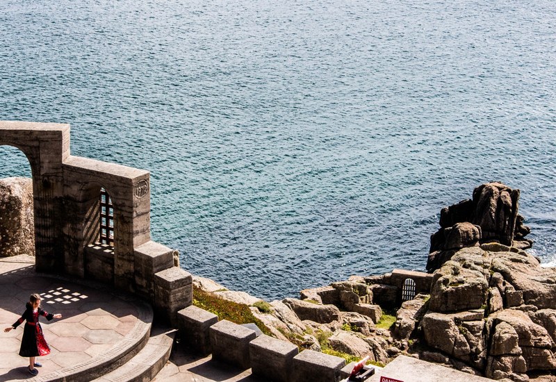 acting play cornwall and minack theatre 4k